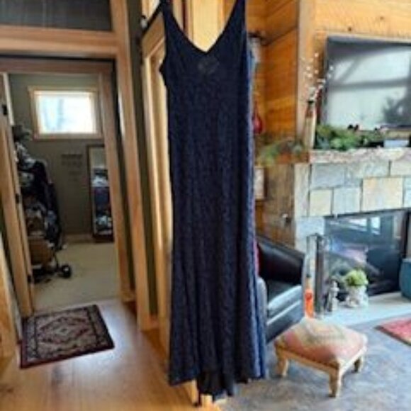 BCBGeneration Blue Gown - Picture 6 of 7